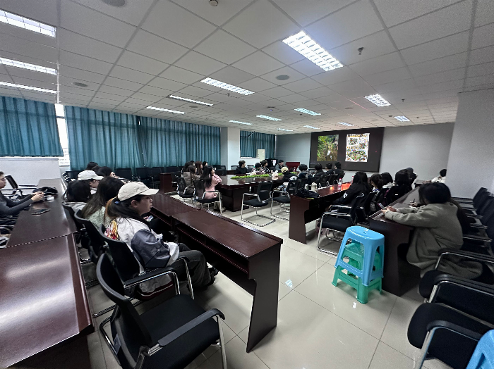 包子漫画
社会实践访古镇:探寻平乐古韵,赓续中华文脉